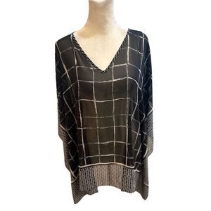 Susan Graver Women's M Black Plaid Chiffon V-Neck Poncho Top Casual